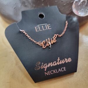 Ellie Personalized Name Necklace in Rose Gold
